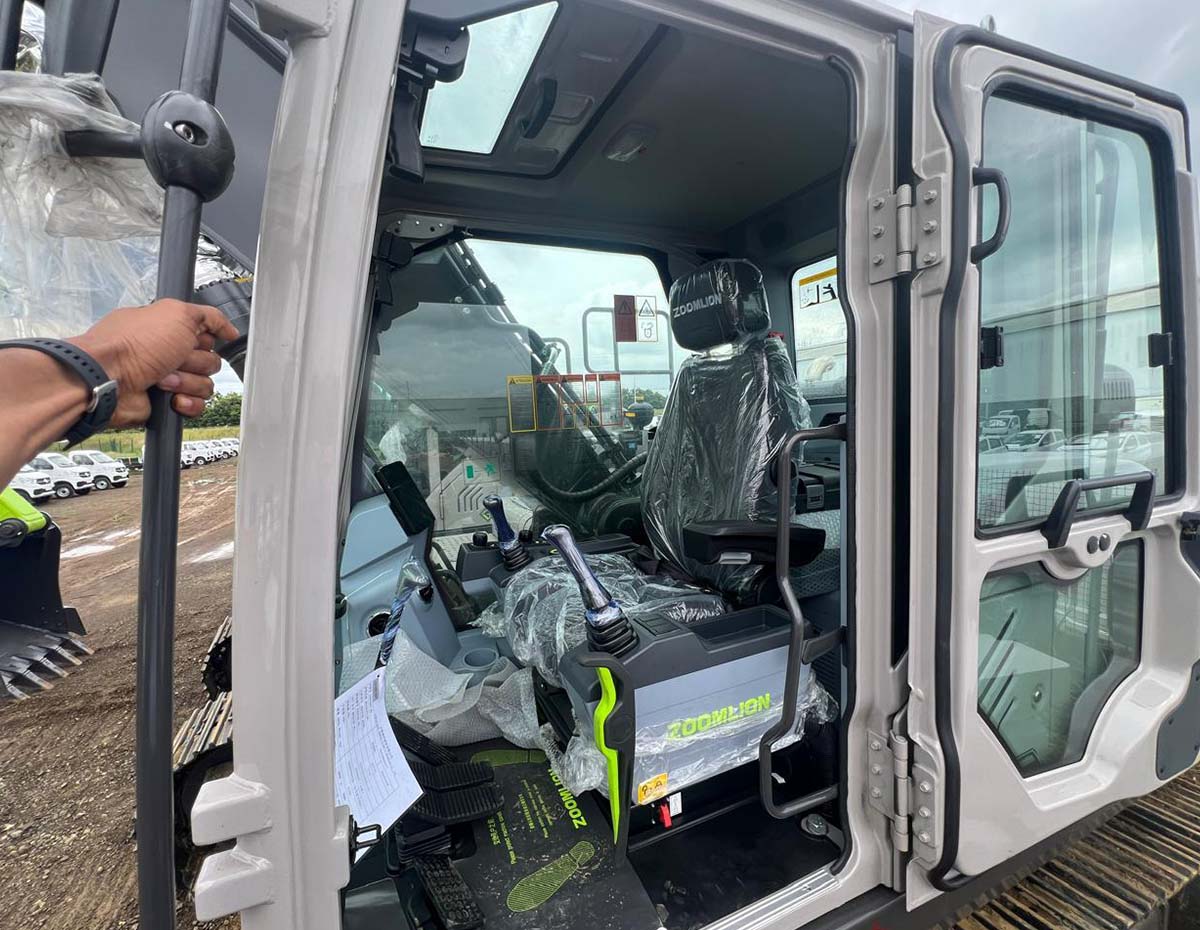 Excavadora Zoomlion ZE215G - Imagen 10